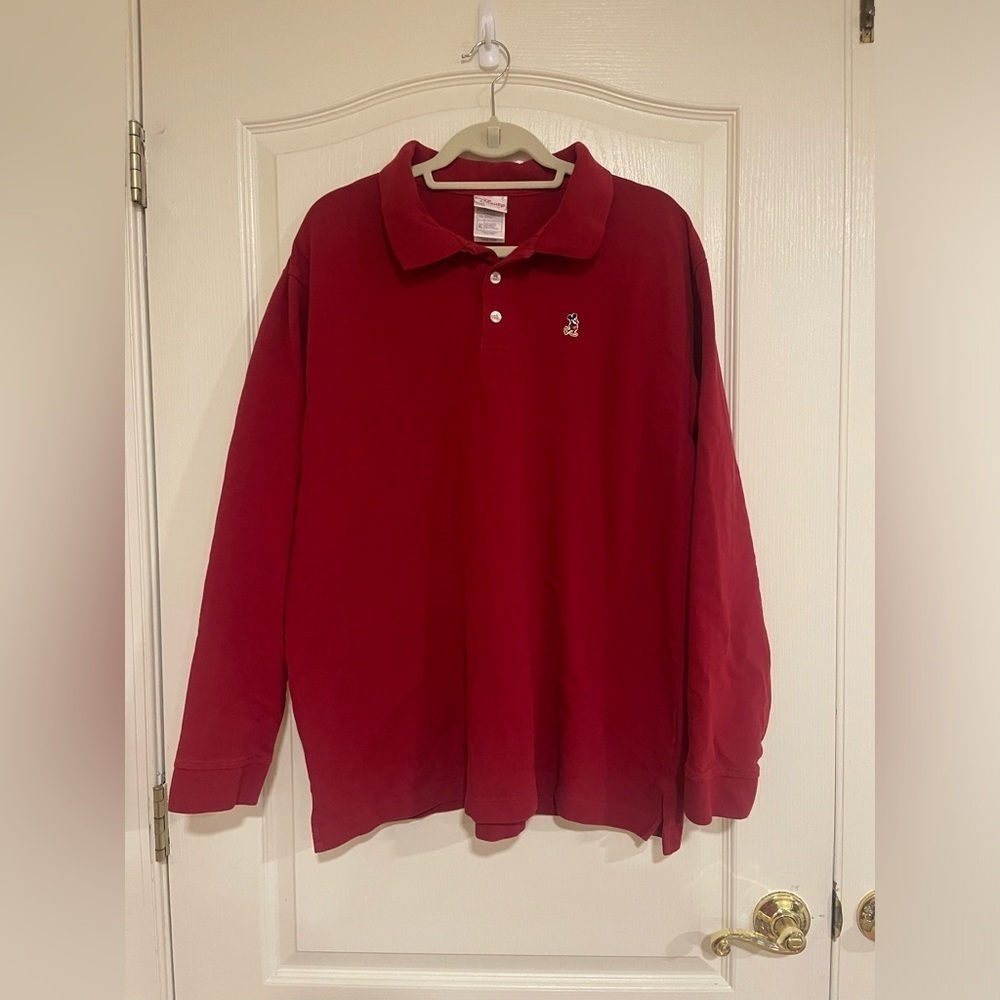 Walt Disney World red Mickey Mouse polo shirt​​​​​​